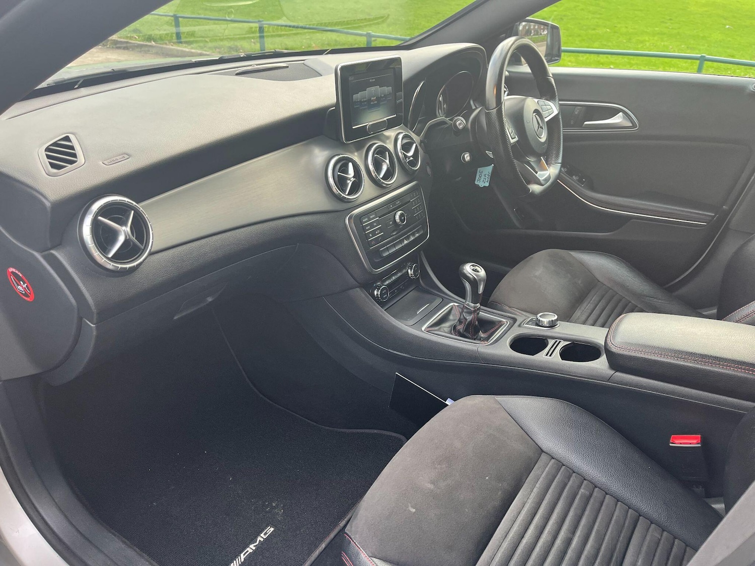 Used Mercedes-Benz CLA 2015 for sale - 76915201: Photo 28