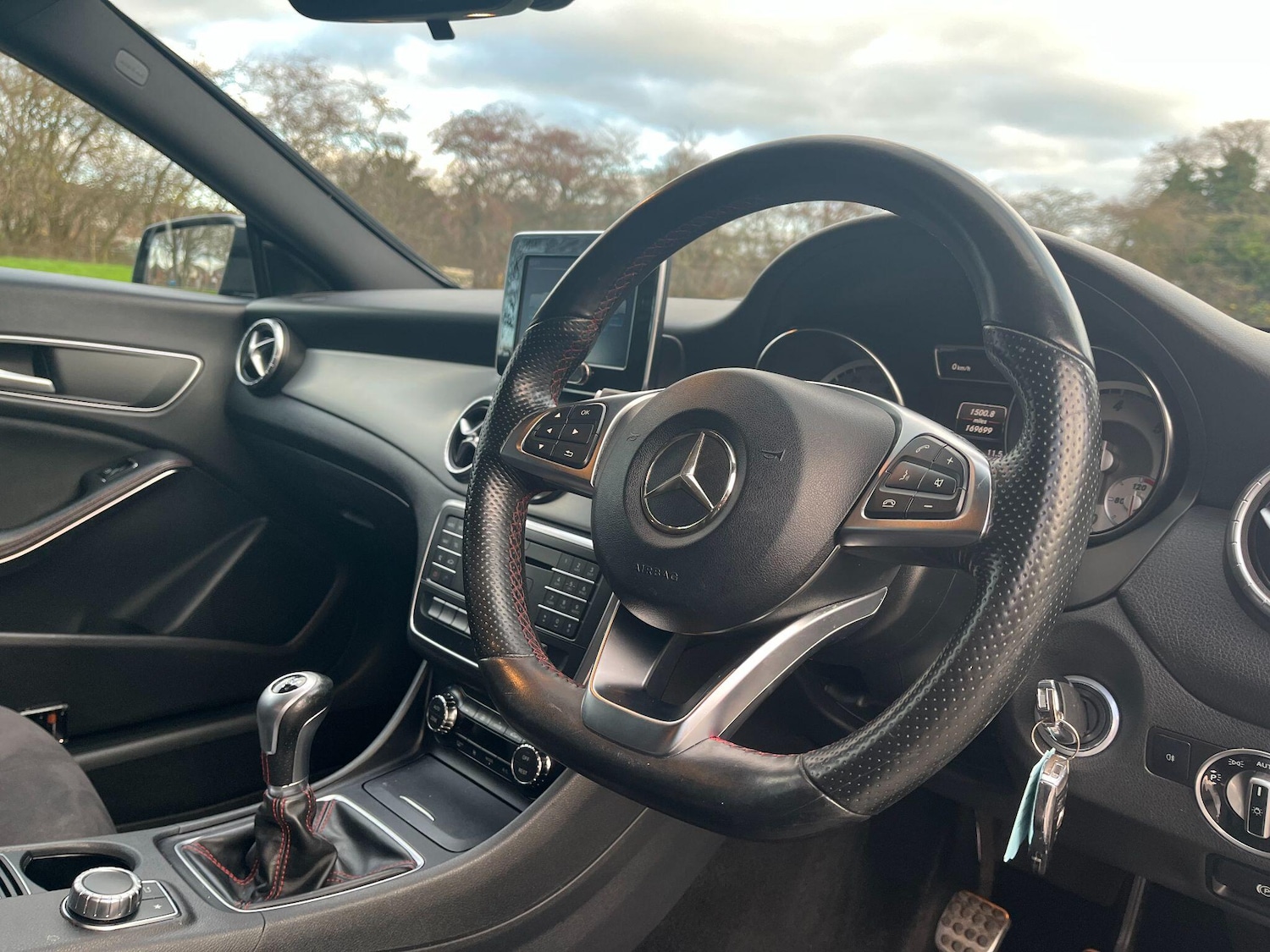 Used Mercedes-Benz CLA 2015 for sale - 76915201: Photo 30