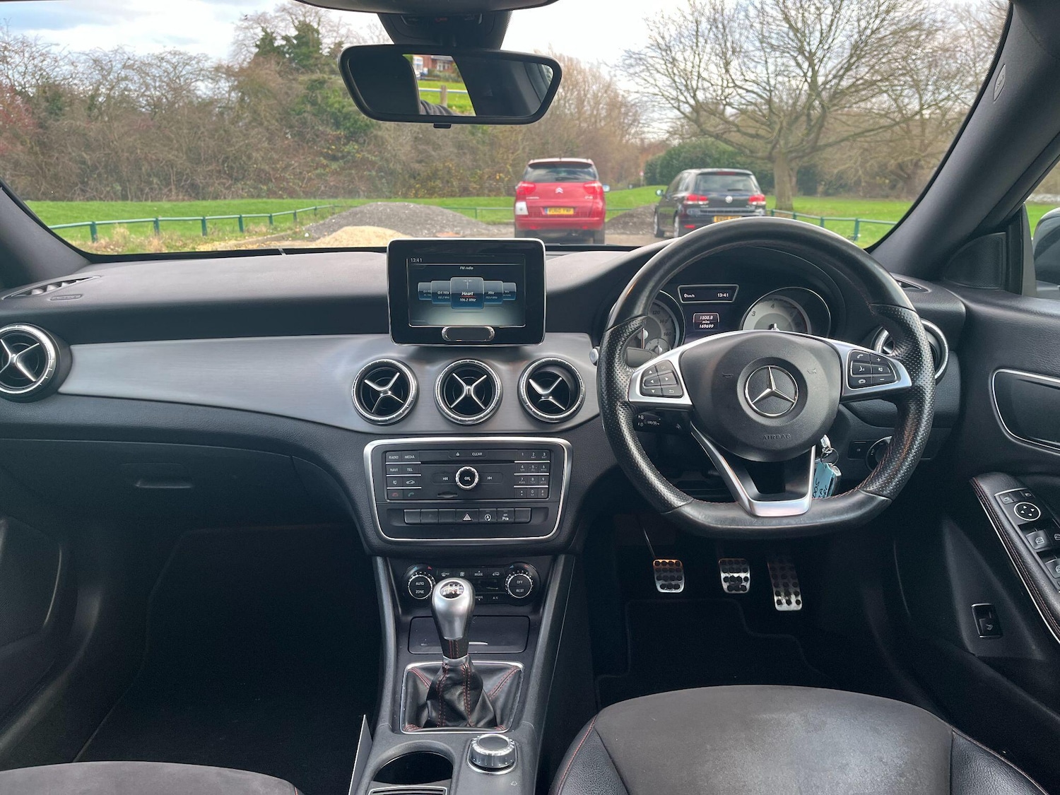 Used Mercedes-Benz CLA 2015 for sale - 76915201: Photo 9