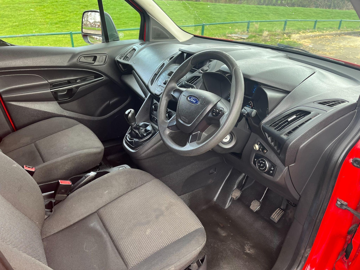 Used Ford Transit Connect 2017 for sale - 77660505: Photo 16