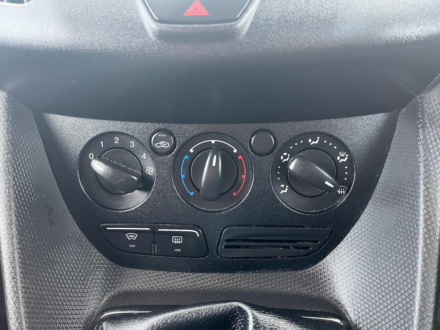 Used Ford Transit Connect 2017 for sale - 77660505: Photo 22