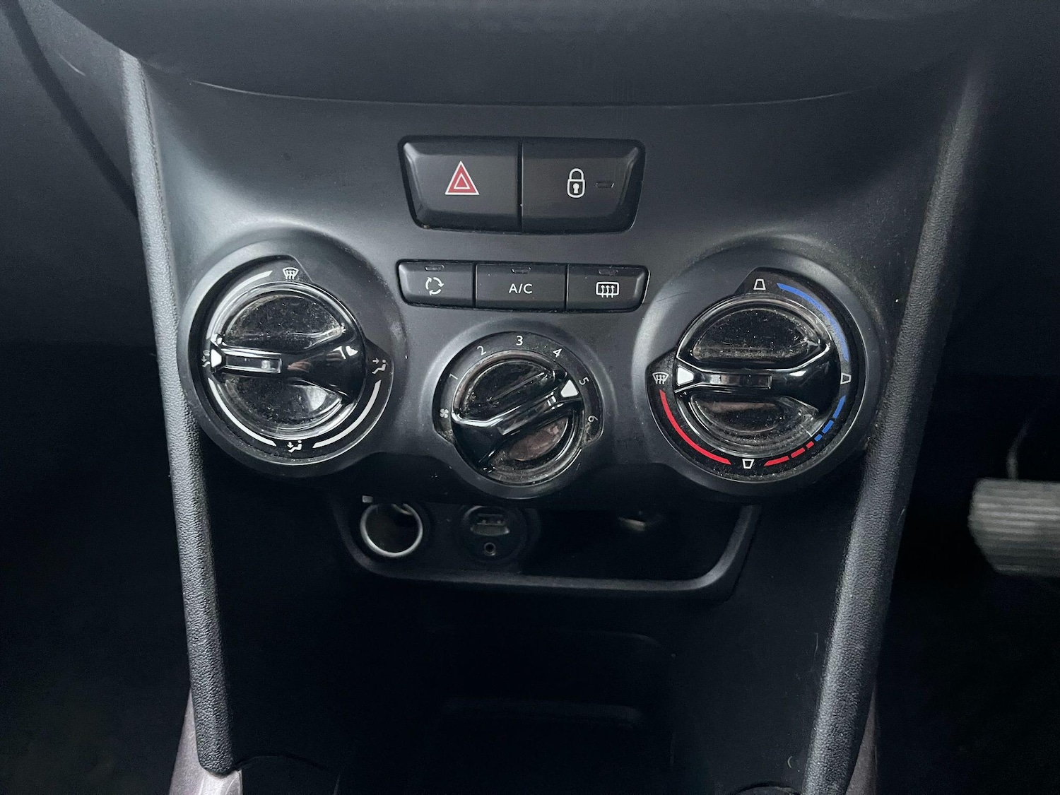 Used Peugeot 2008 2015 for sale - 77307780: Photo 18