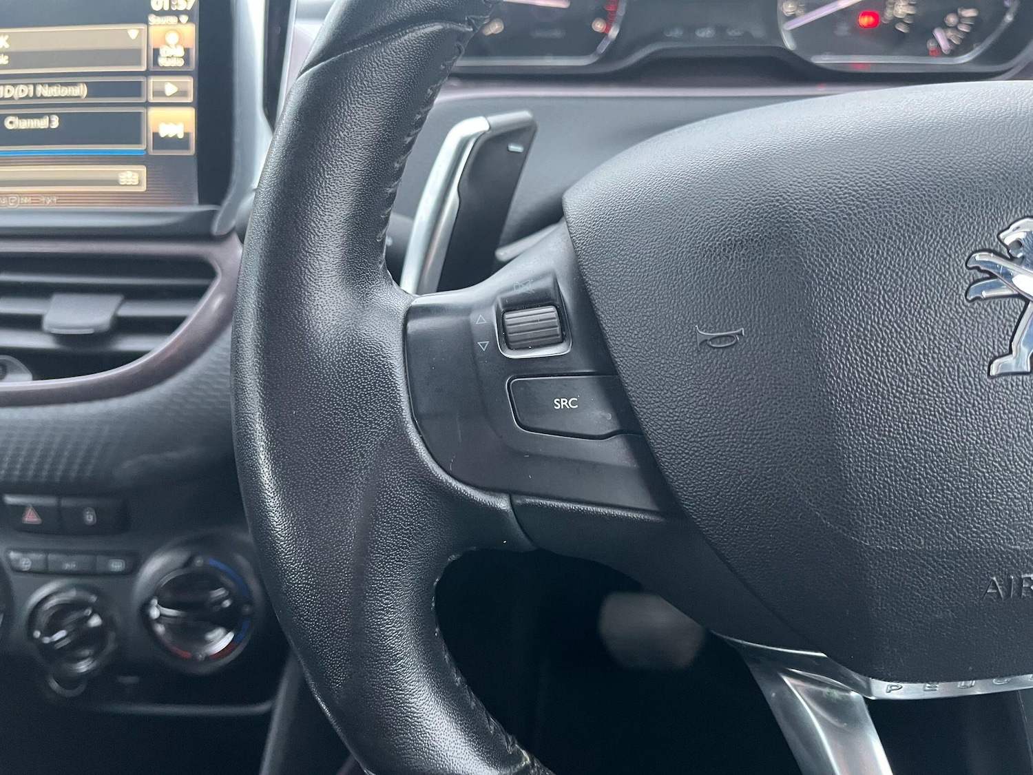 Used Peugeot 2008 2015 for sale - 77307780: Photo 20