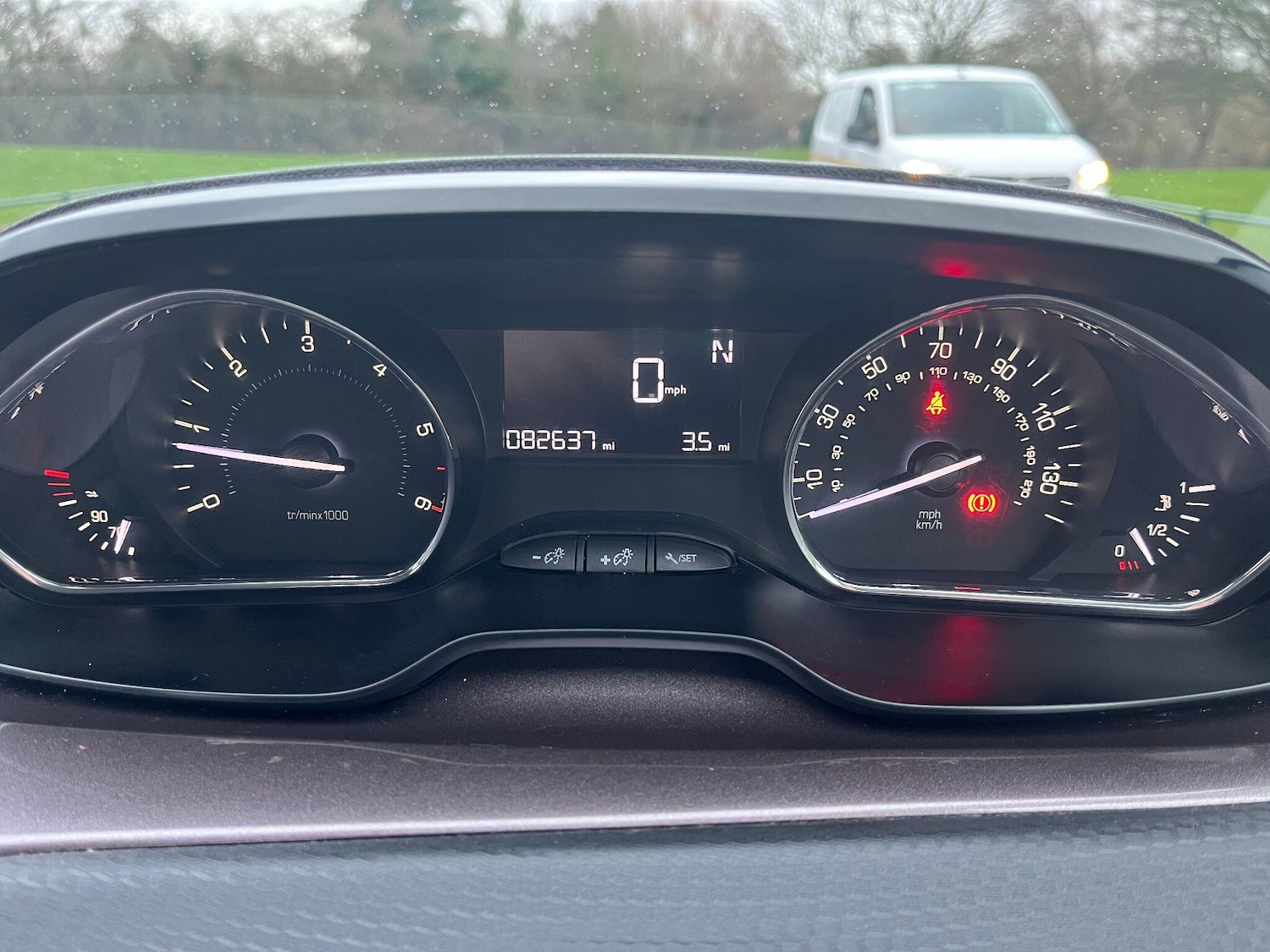 Used Peugeot 2008 2015 for sale - 77307780: Photo 22