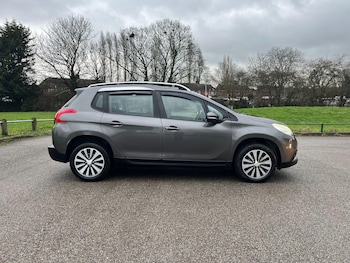 Used Peugeot 2008 2015 for sale - 77307780: Photo