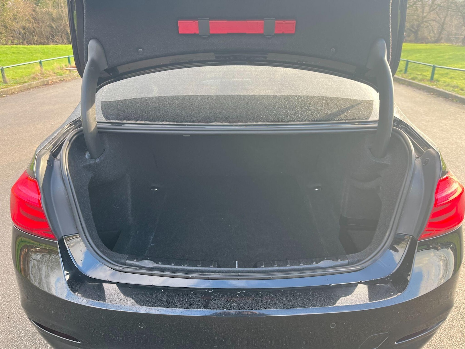 Used BMW 3 Series 2017 for sale - 77269436: Photo 10