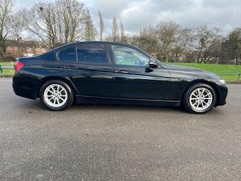 Used BMW 3 Series 2017 for sale - 77269436: Photo