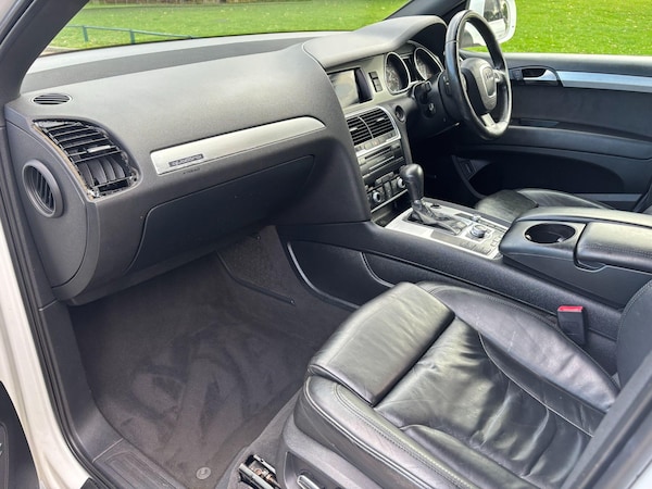 Used Audi Q7 2010 for sale - 76217005: Photo 18