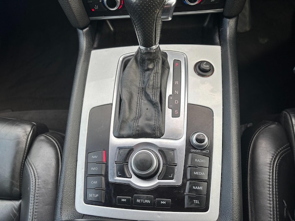 Used Audi Q7 2010 for sale - 76217005: Photo 28