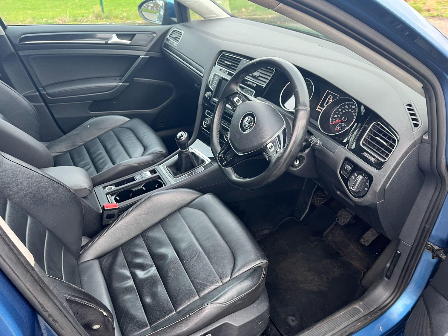 Used Volkswagen Golf 2013 for sale - 77158100: Photo 10