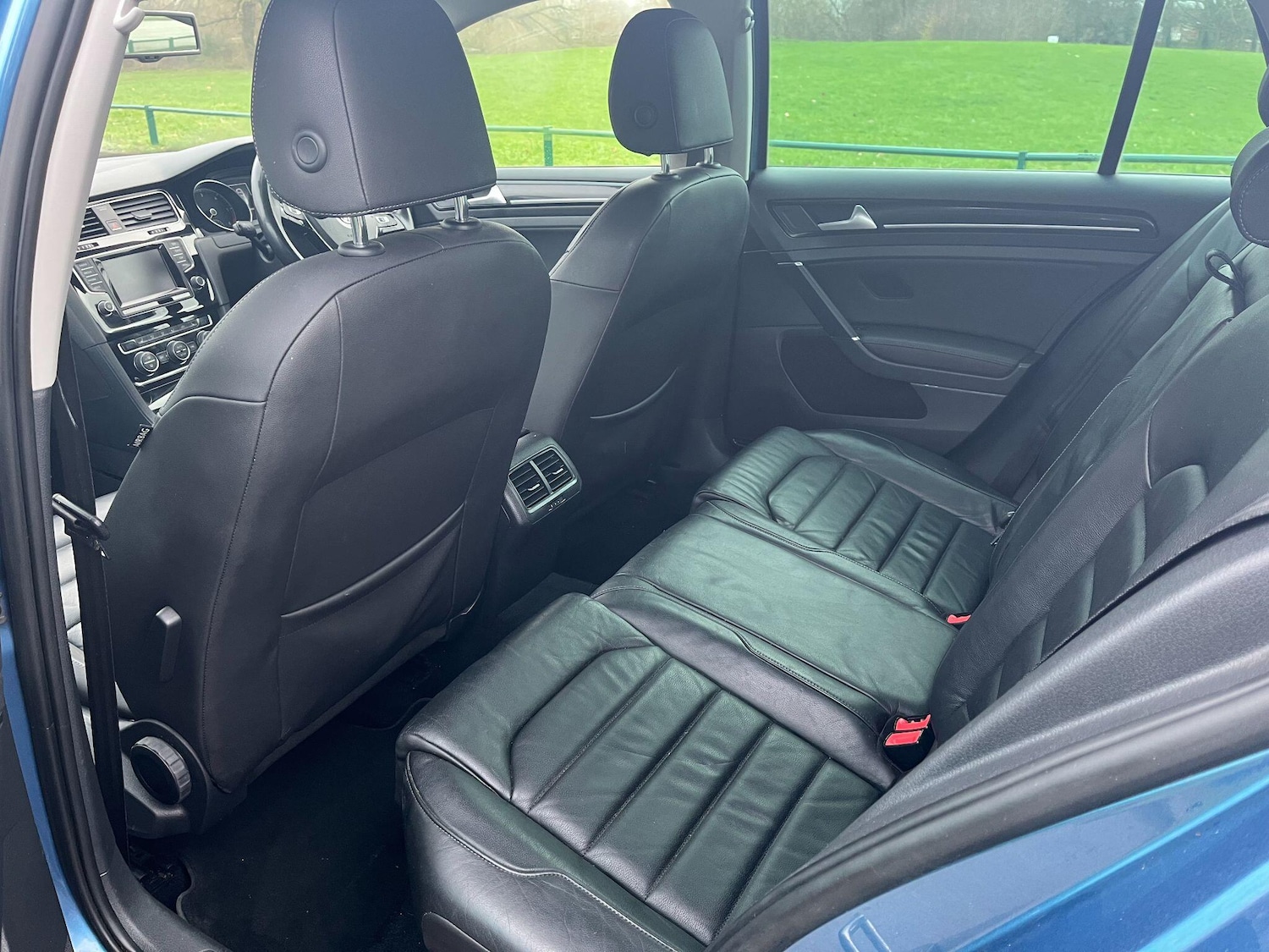 Used Volkswagen Golf 2013 for sale - 77158100: Photo 12