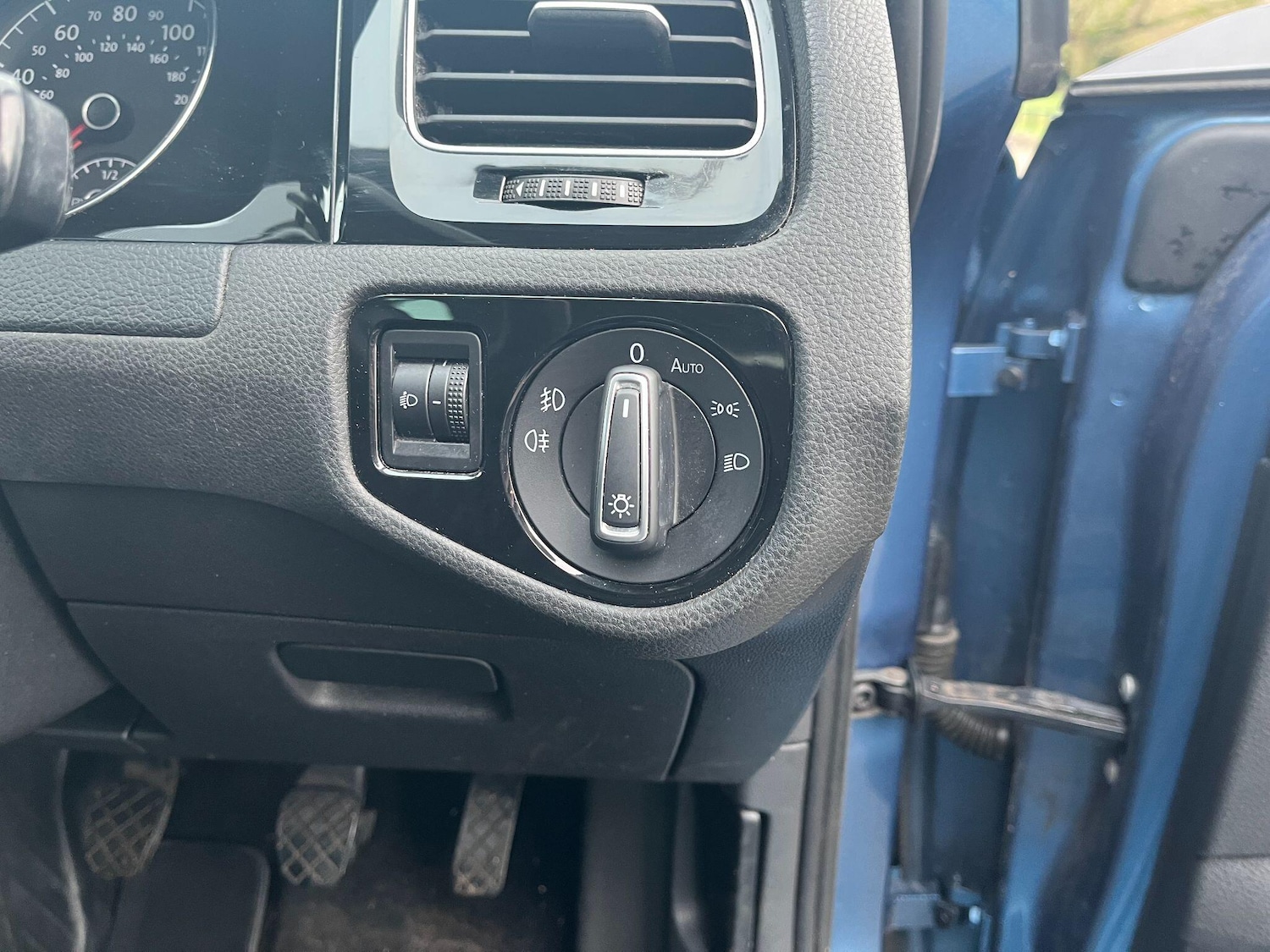 Used Volkswagen Golf 2013 for sale - 77158100: Photo 16