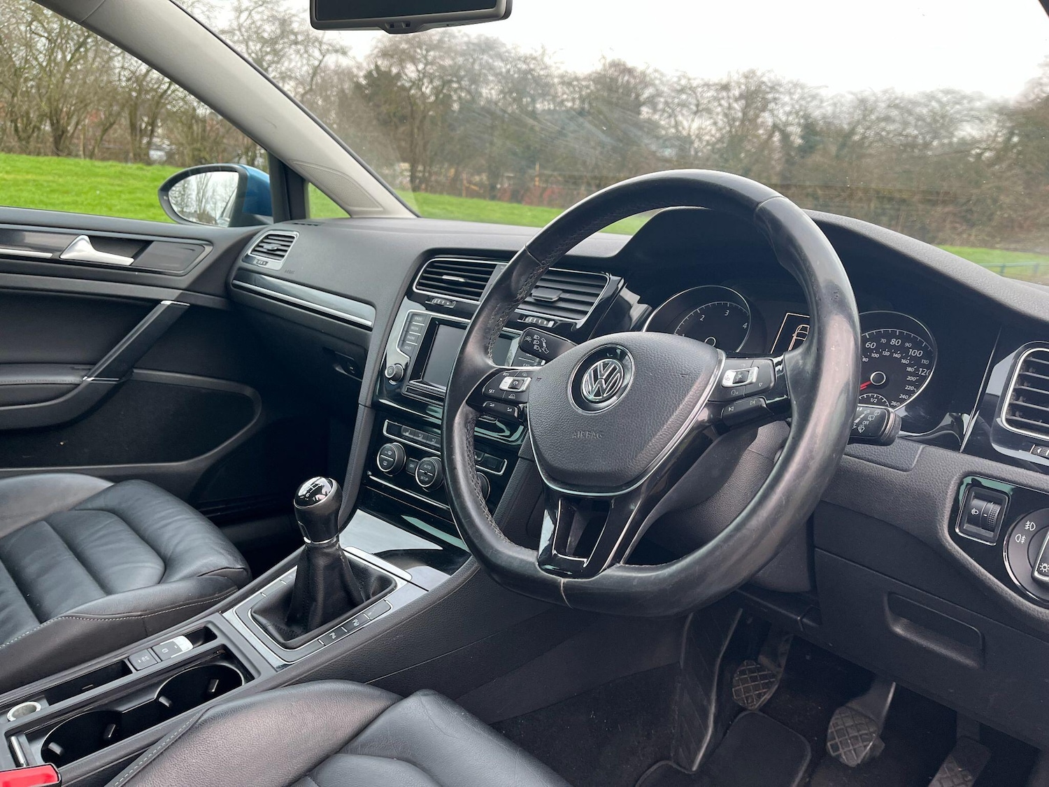 Used Volkswagen Golf 2013 for sale - 77158100: Photo 17