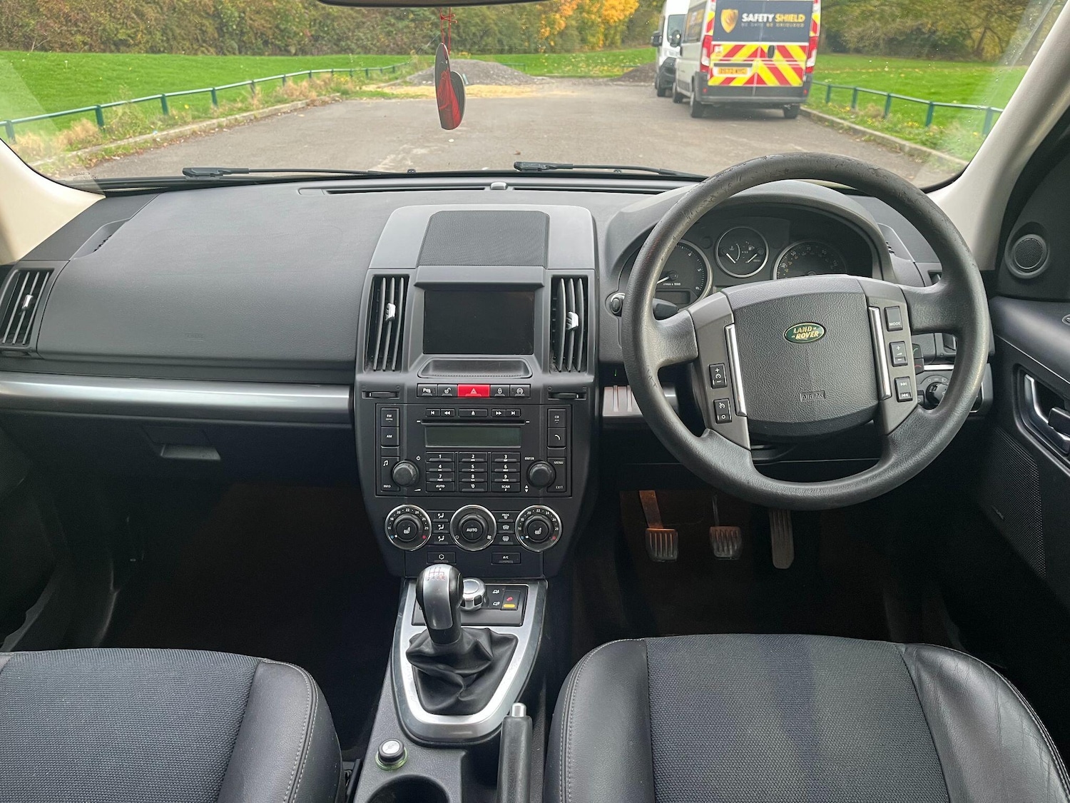 Used Land Rover Freelander 2 2010 for sale - 76338686: Photo 18