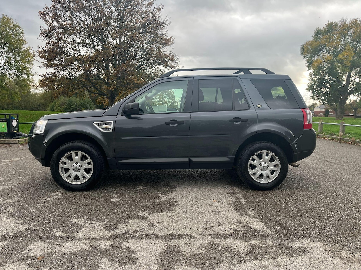 Used Land Rover Freelander 2 2010 for sale - 76338686: Photo 6