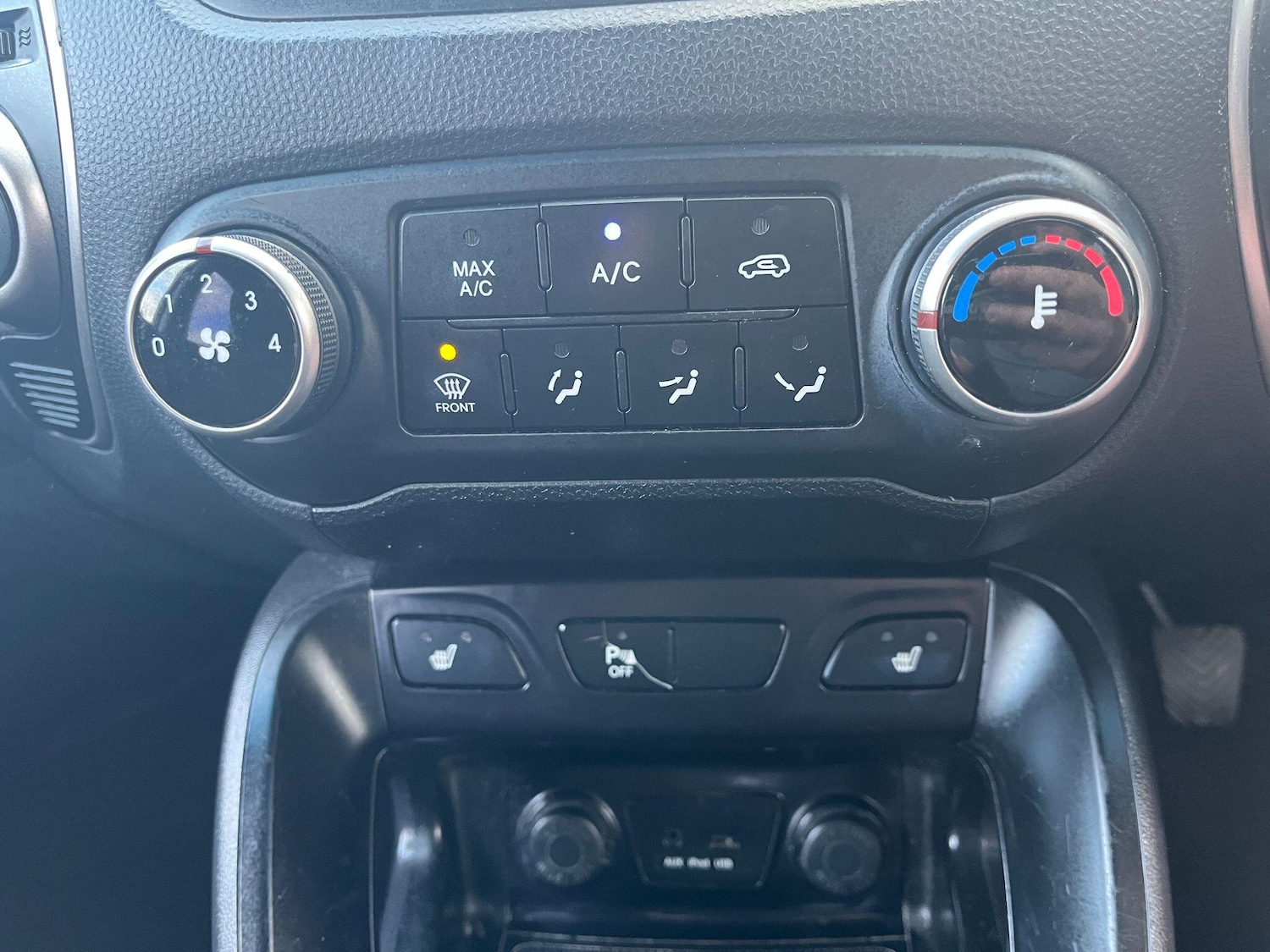 Used Hyundai Ix35 2012 for sale - 76361703: Photo 21