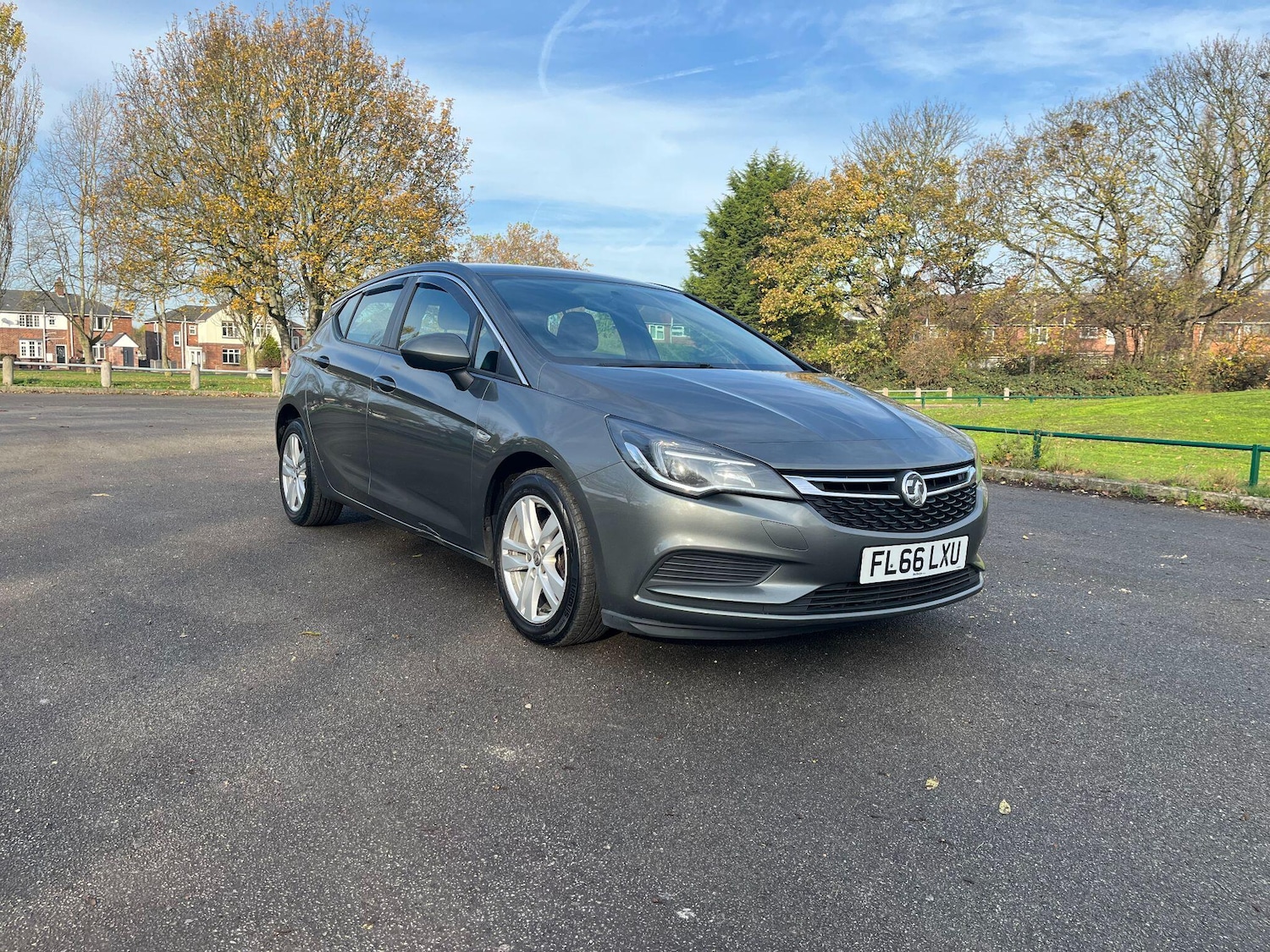 Used Vauxhall Astra 2016 for sale - 76501221: Photo 1
