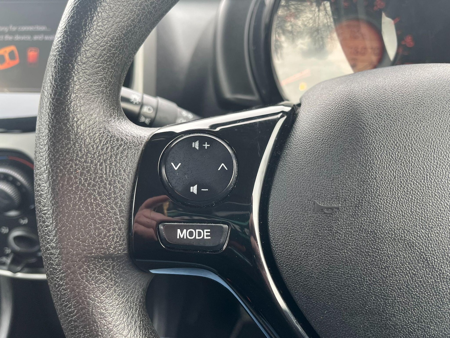 Used Peugeot 108 2016 for sale - 77706410: Photo 22