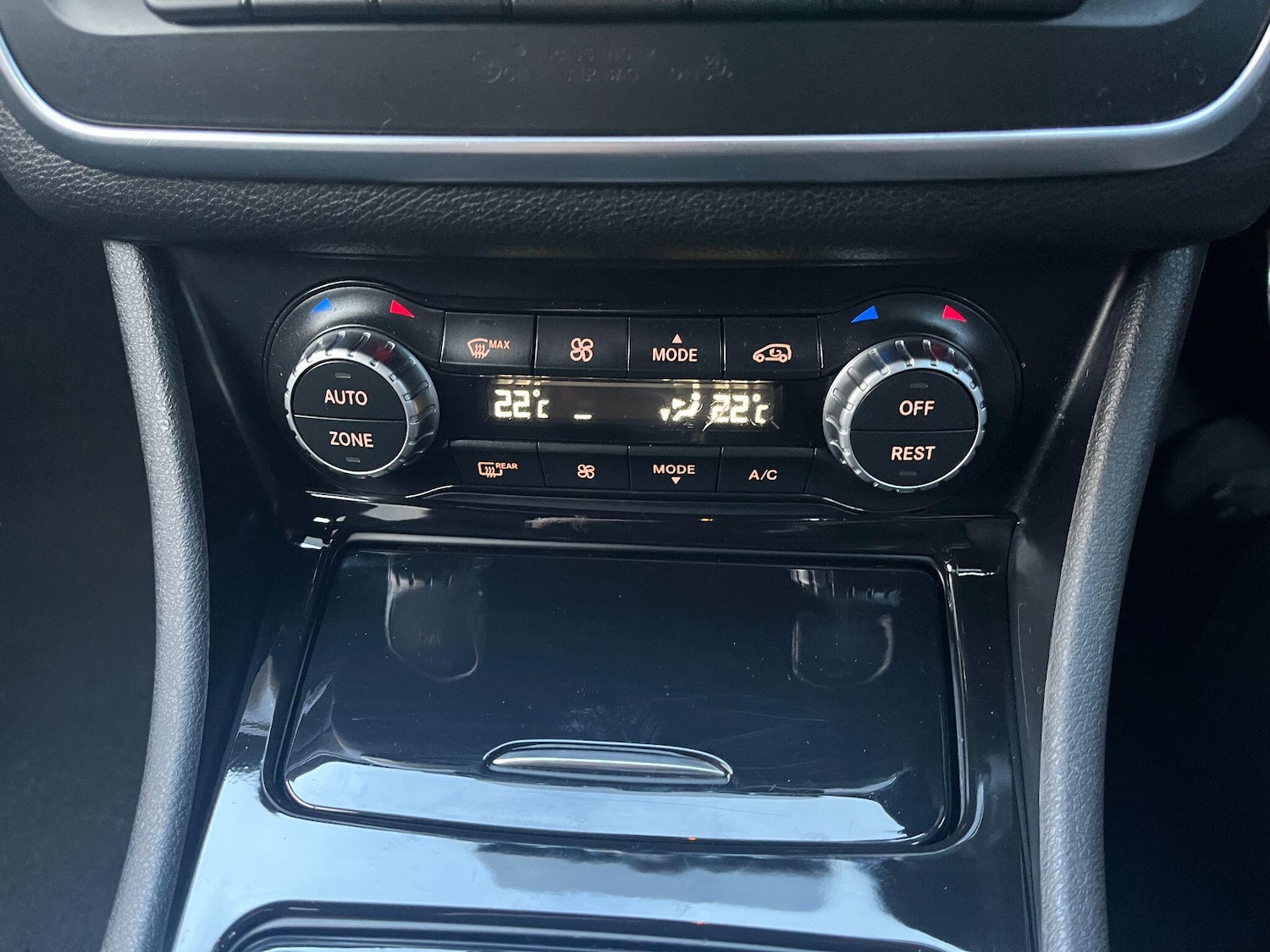 Used Mercedes-Benz CLA 2015 for sale - 76915213: Photo 20