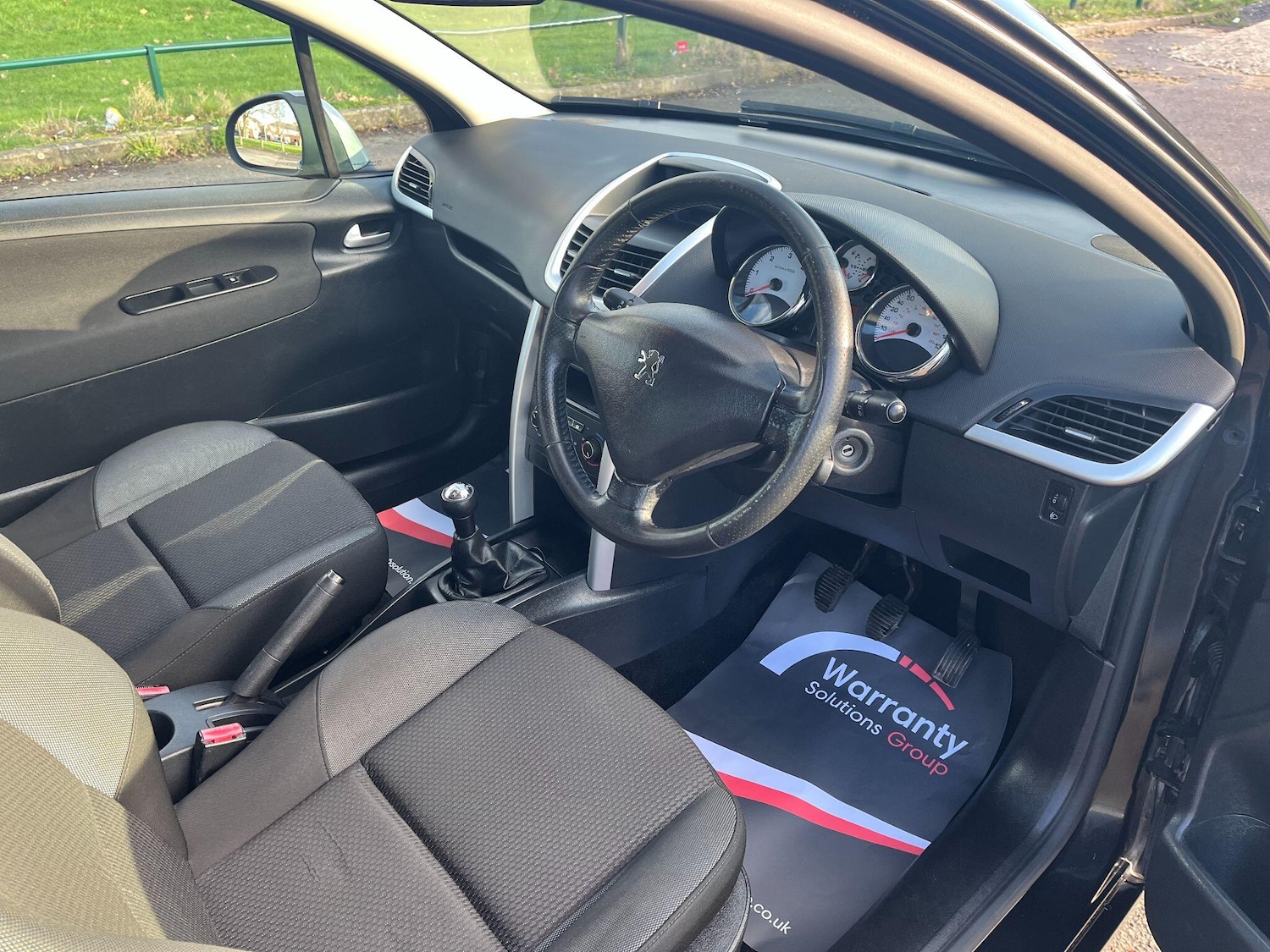 Used Peugeot 207 2012 for sale - 76915222: Photo 11