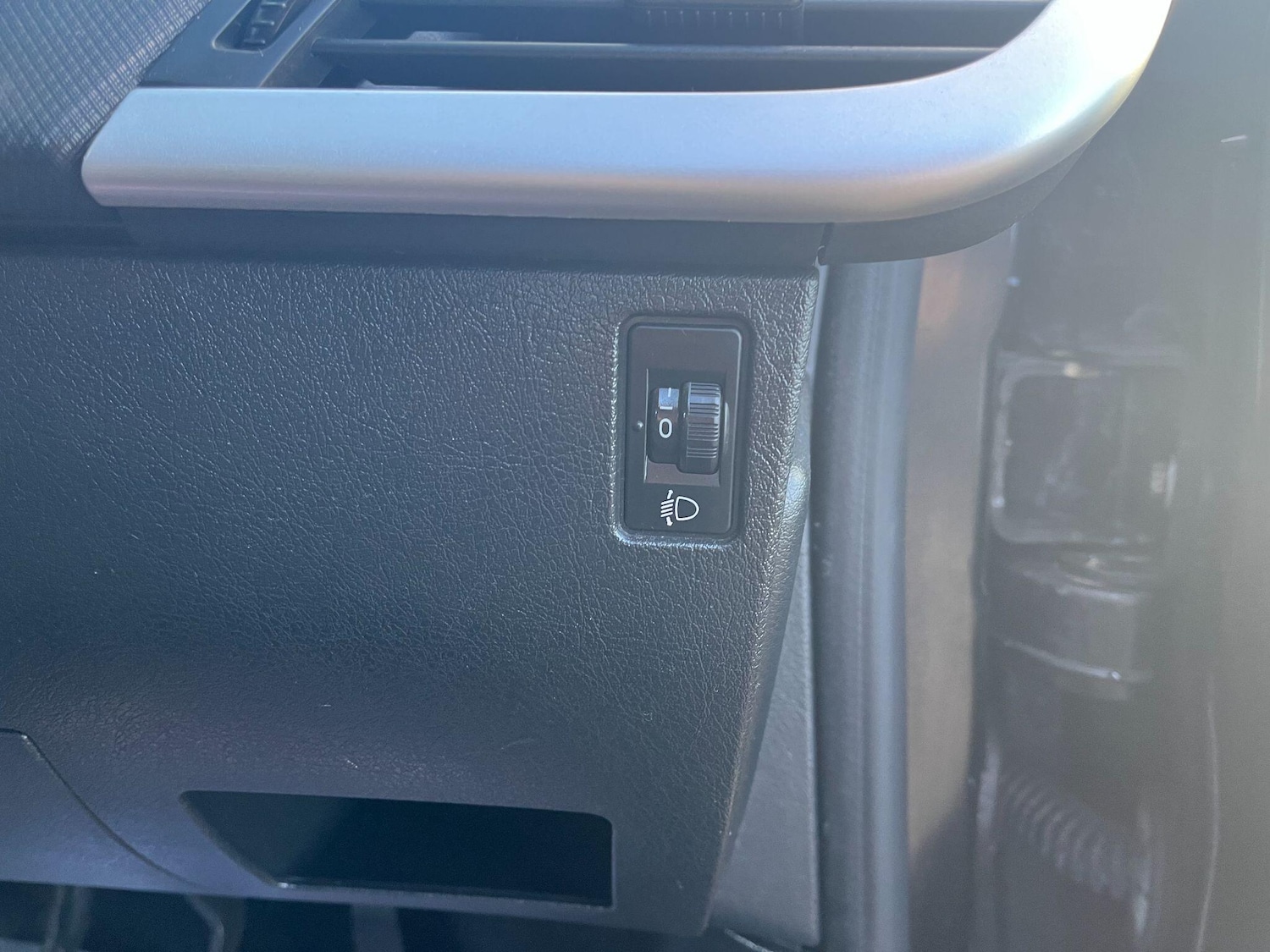 Used Peugeot 207 2012 for sale - 76915222: Photo 16