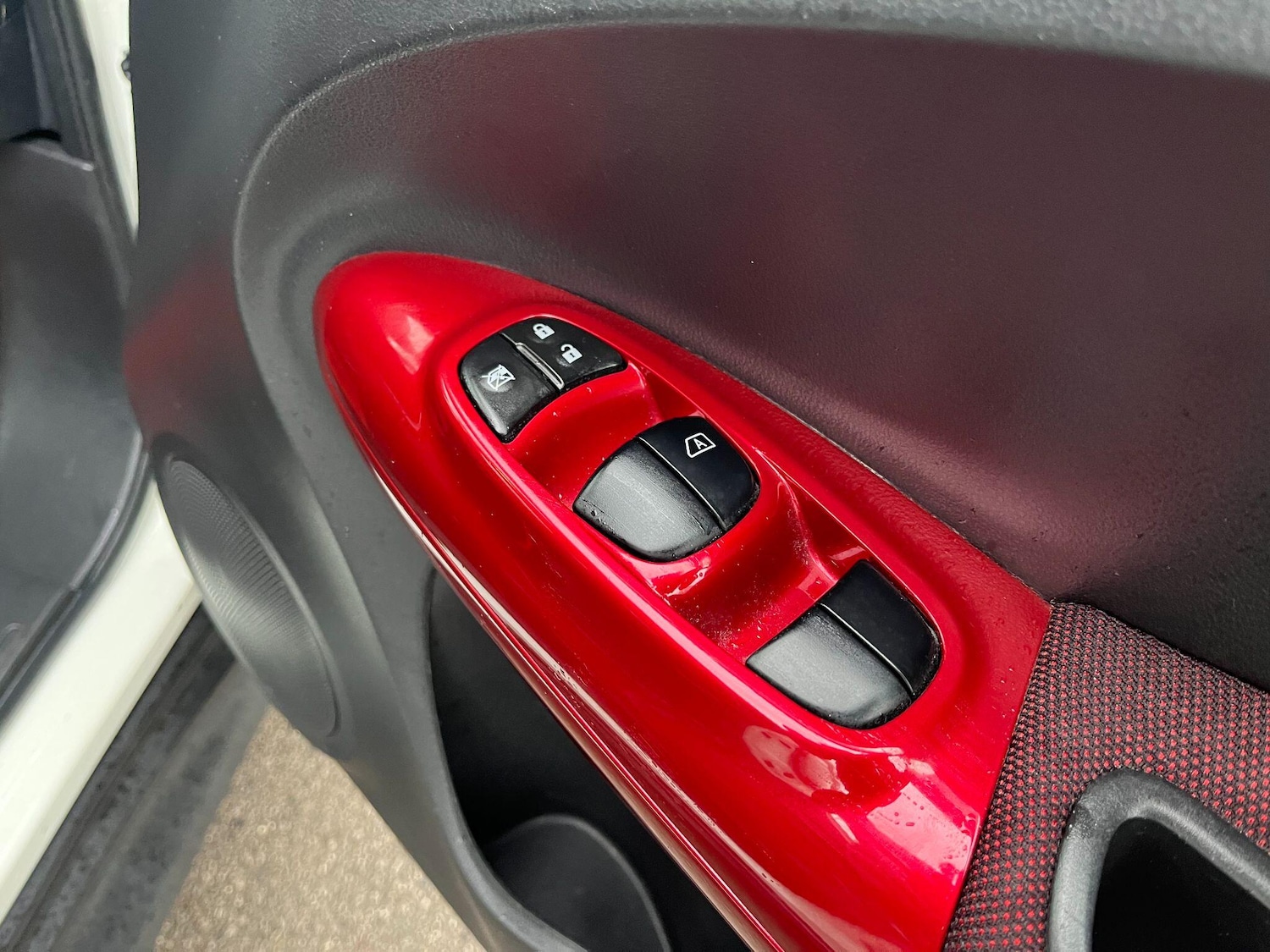 Used Nissan Juke 2011 for sale - 76826859: Photo 16