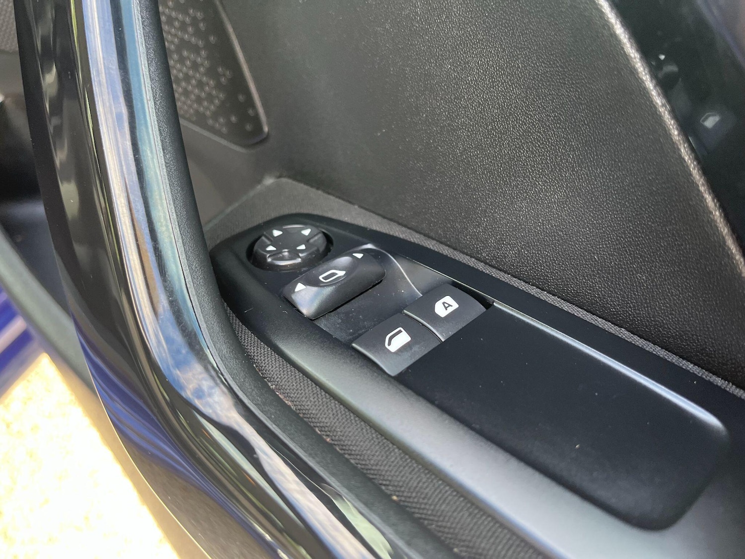 Used Peugeot 208 2013 for sale - 76788406: Photo 18