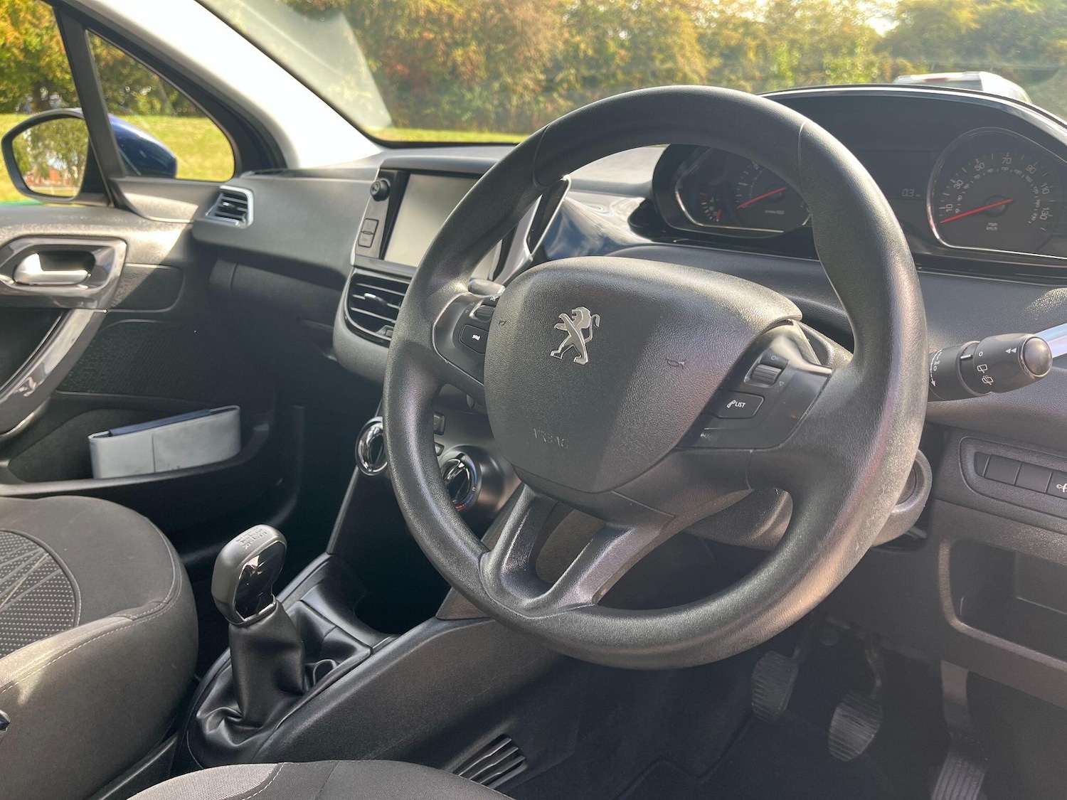 Used Peugeot 208 2013 for sale - 76788406: Photo 20