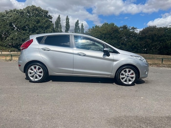 Used Ford Fiesta 2011 for sale - 79432262: Photo