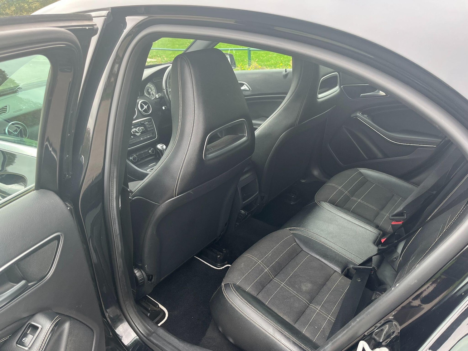 Used Mercedes-Benz A-Class 2015 for sale - 76232891: Photo 11