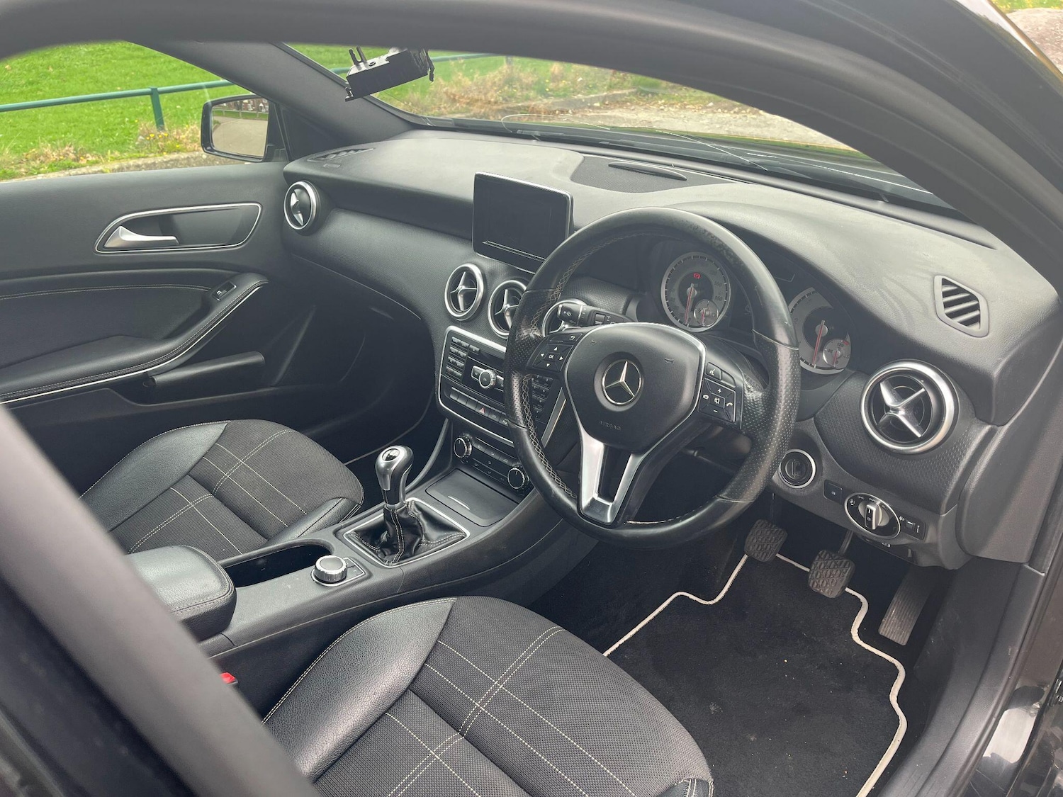 Used Mercedes-Benz A-Class 2015 for sale - 76232891: Photo 13