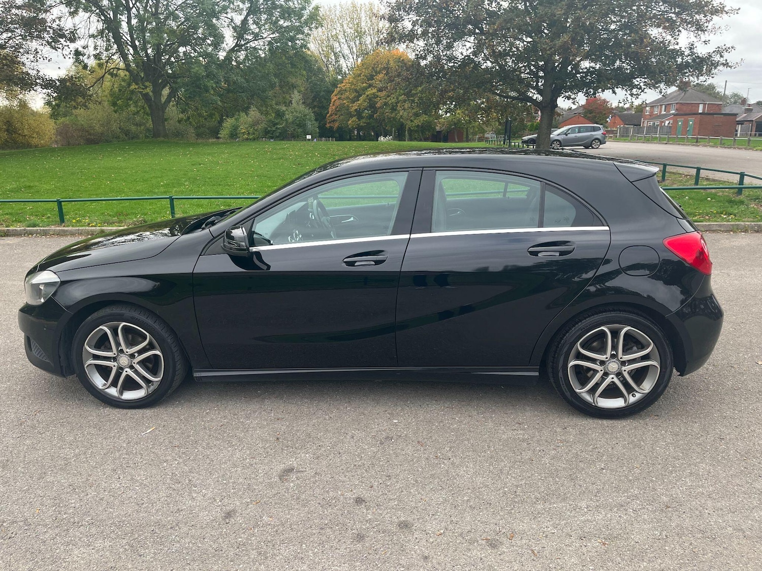 Used Mercedes-Benz A-Class 2015 for sale - 76232891: Photo 6