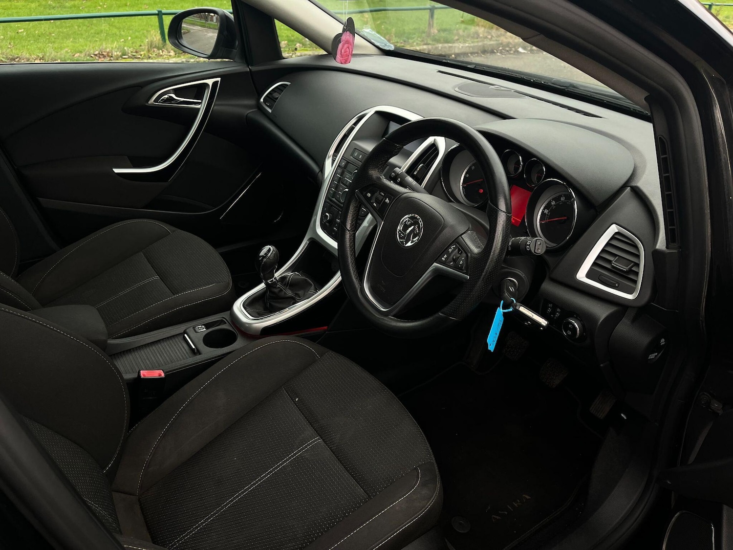 Used Vauxhall Astra 2012 for sale - 76717523: Photo 11