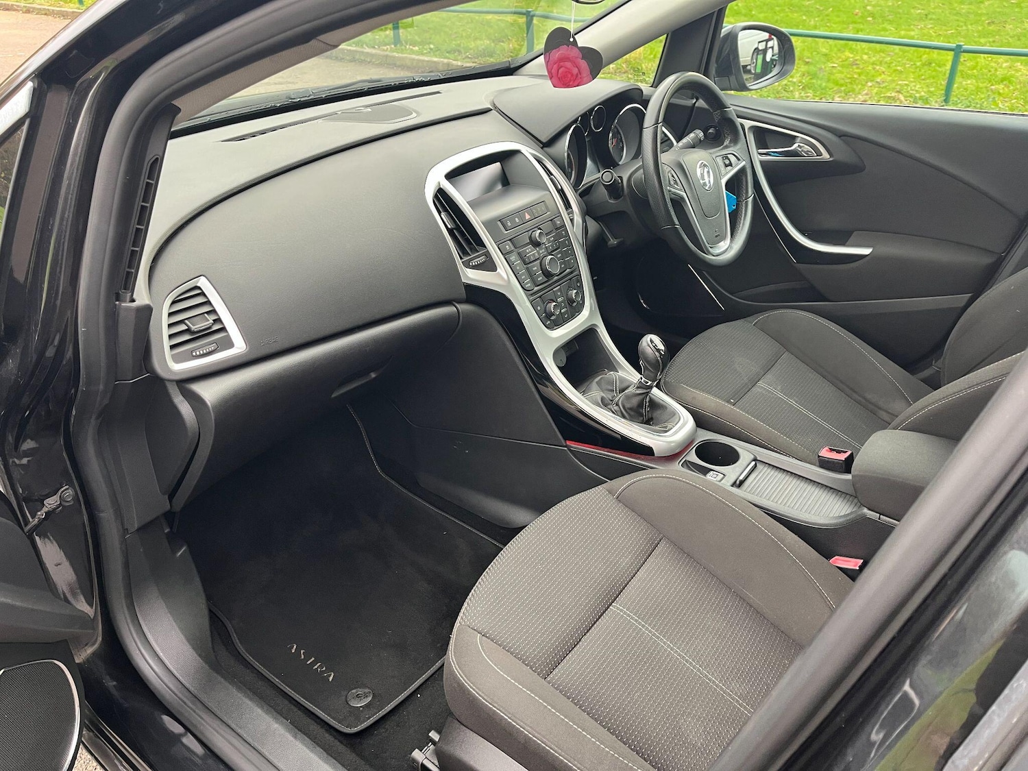 Used Vauxhall Astra 2012 for sale - 76717523: Photo 14