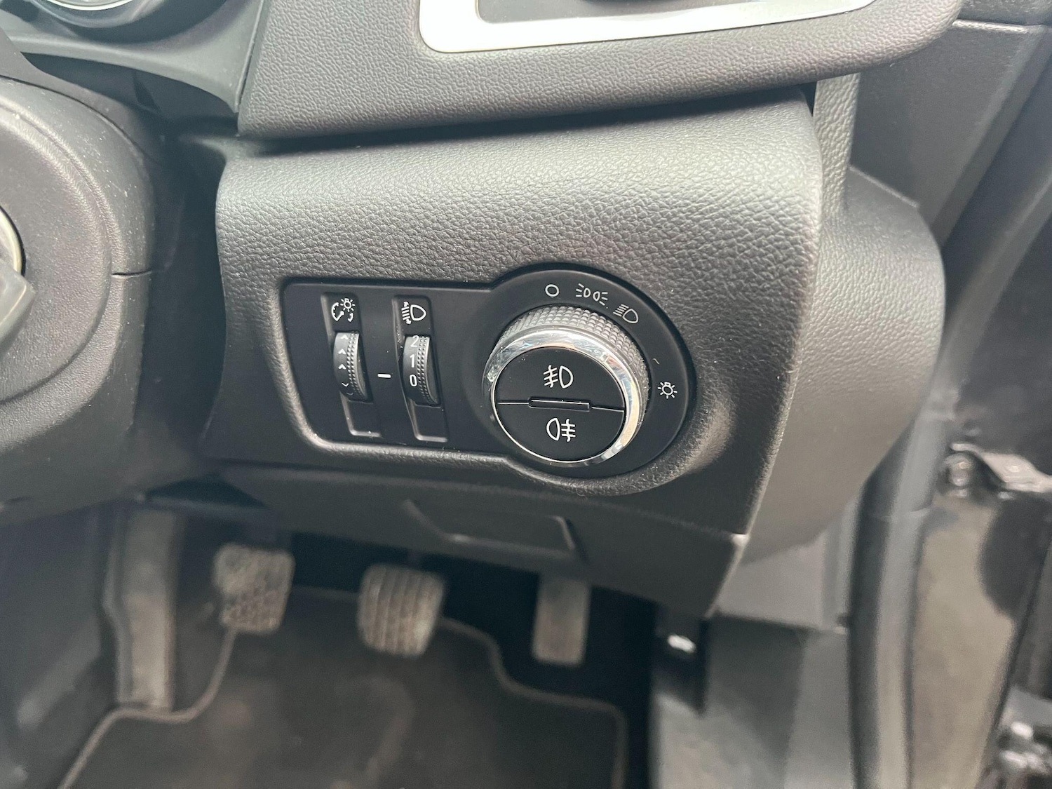 Used Vauxhall Astra 2012 for sale - 76717523: Photo 17