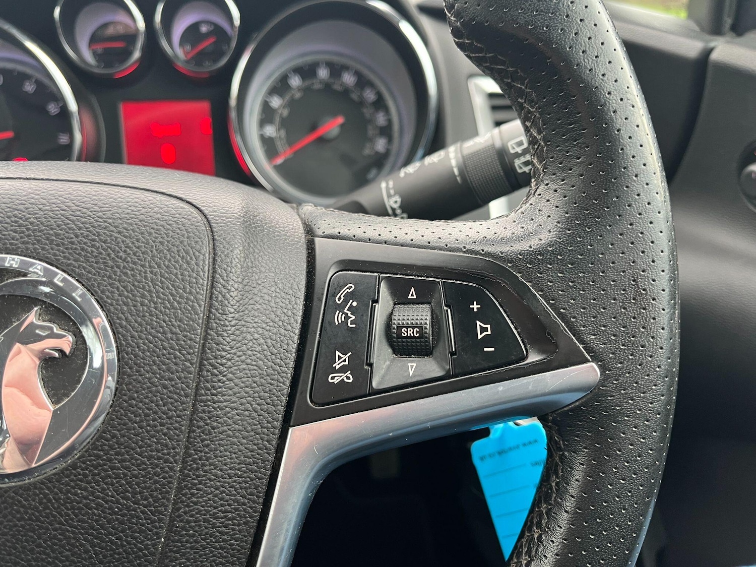 Used Vauxhall Astra 2012 for sale - 76717523: Photo 22