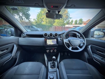 Used Dacia Duster 2023 for sale - 79520074: Photo
