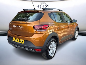 Used Dacia Sandero Stepway 2024 for sale - 79199398: Photo