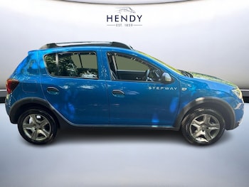 Used Dacia Sandero Stepway 2020 for sale - 79451681: Photo