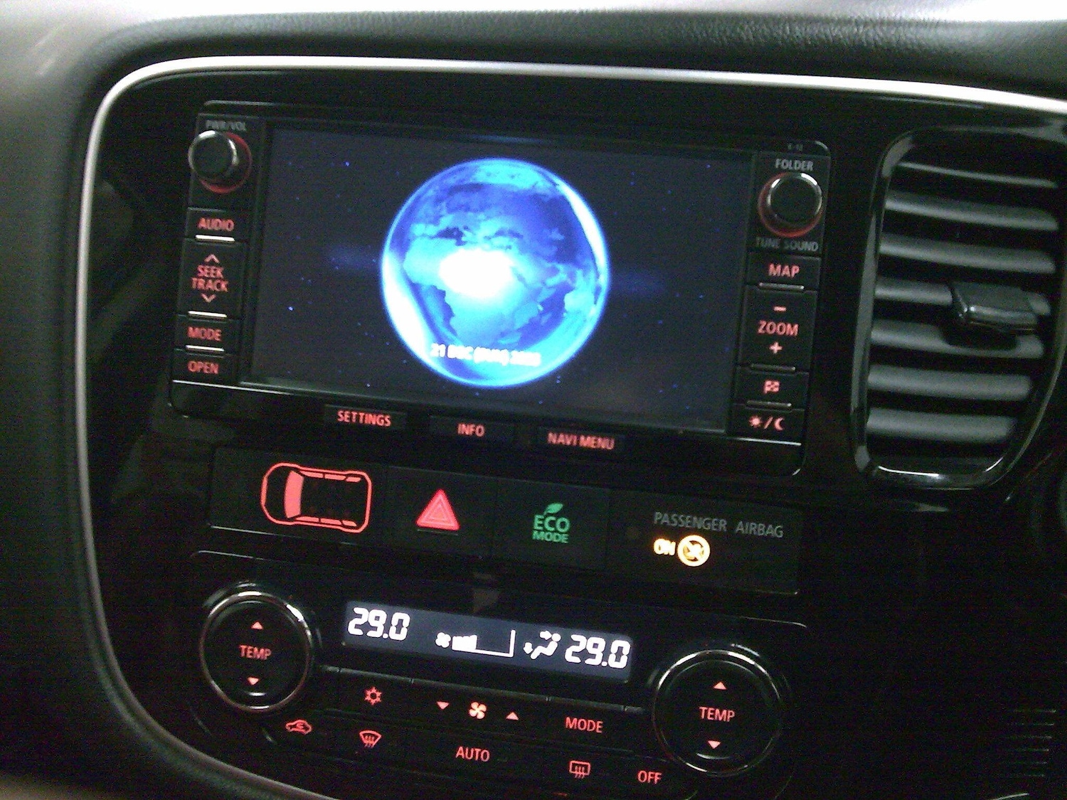 Used Mitsubishi Outlander 2015 for sale - 77029448: Photo 19