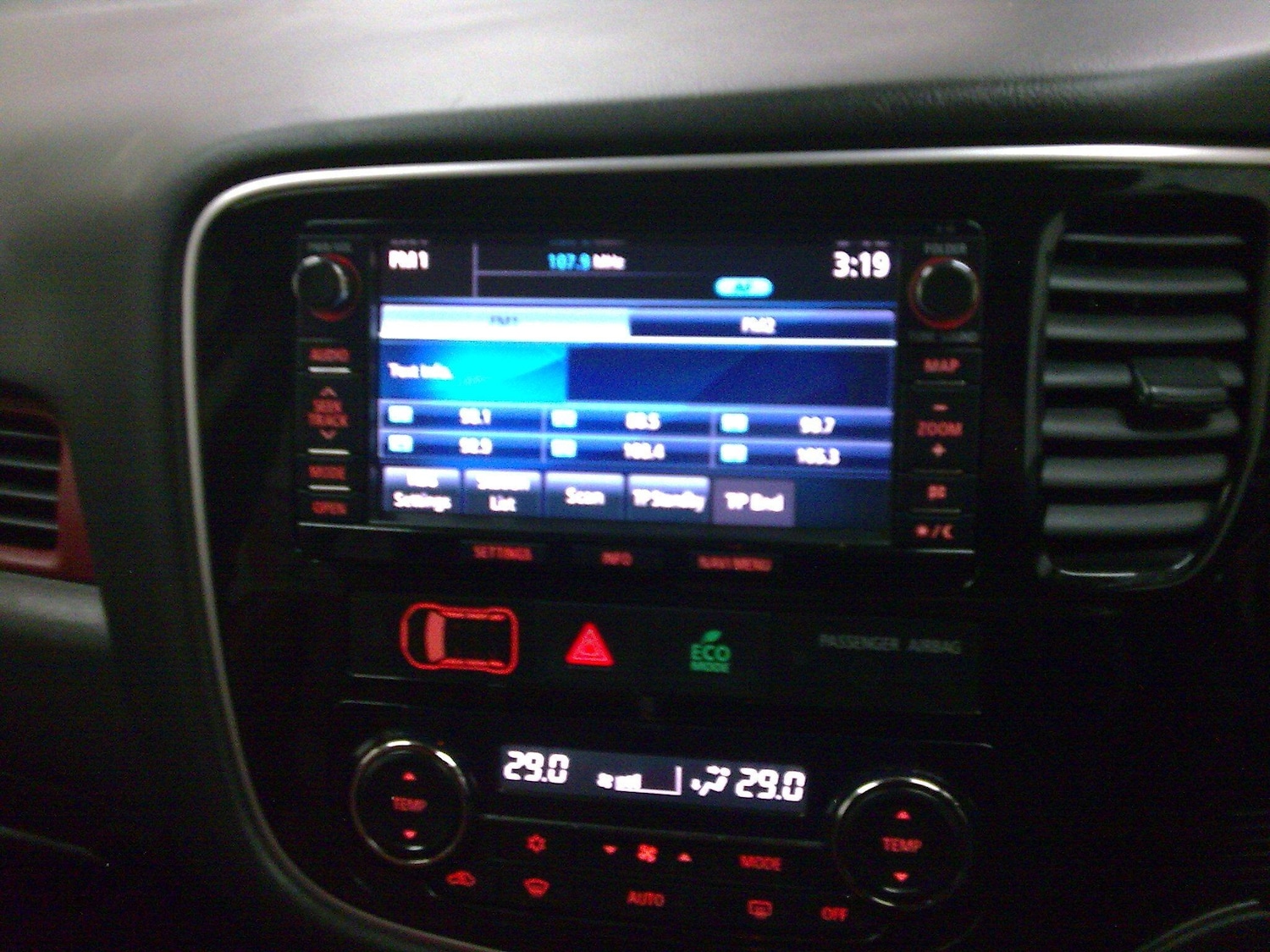 Used Mitsubishi Outlander 2015 for sale - 77029448: Photo 21