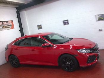 Used Honda Civic 2017 for sale - 76337410: Photo 3