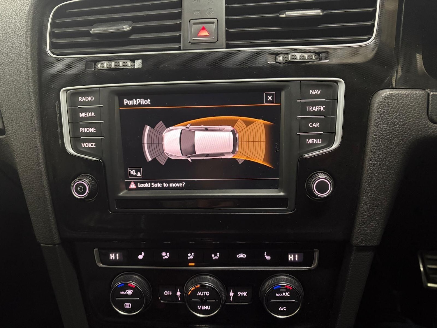 Used Volkswagen Golf 2016 for sale - 77203247: Photo 19