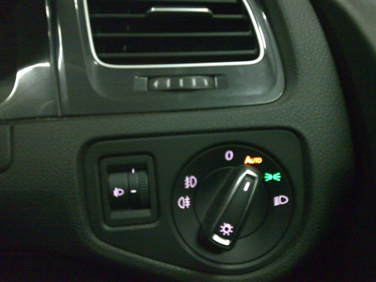 Used Volkswagen Golf 2017 for sale - 78127543: Photo 24