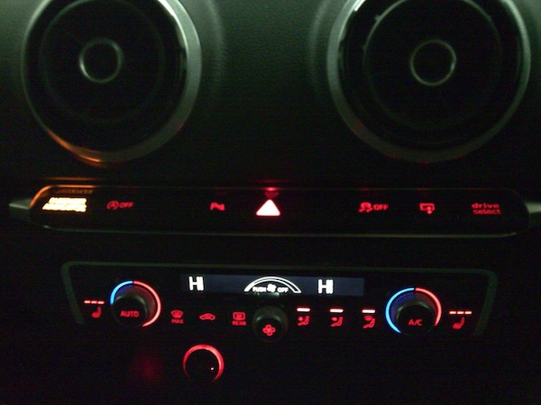 Used Audi RS3 2015 for sale - 75741263: Photo 24