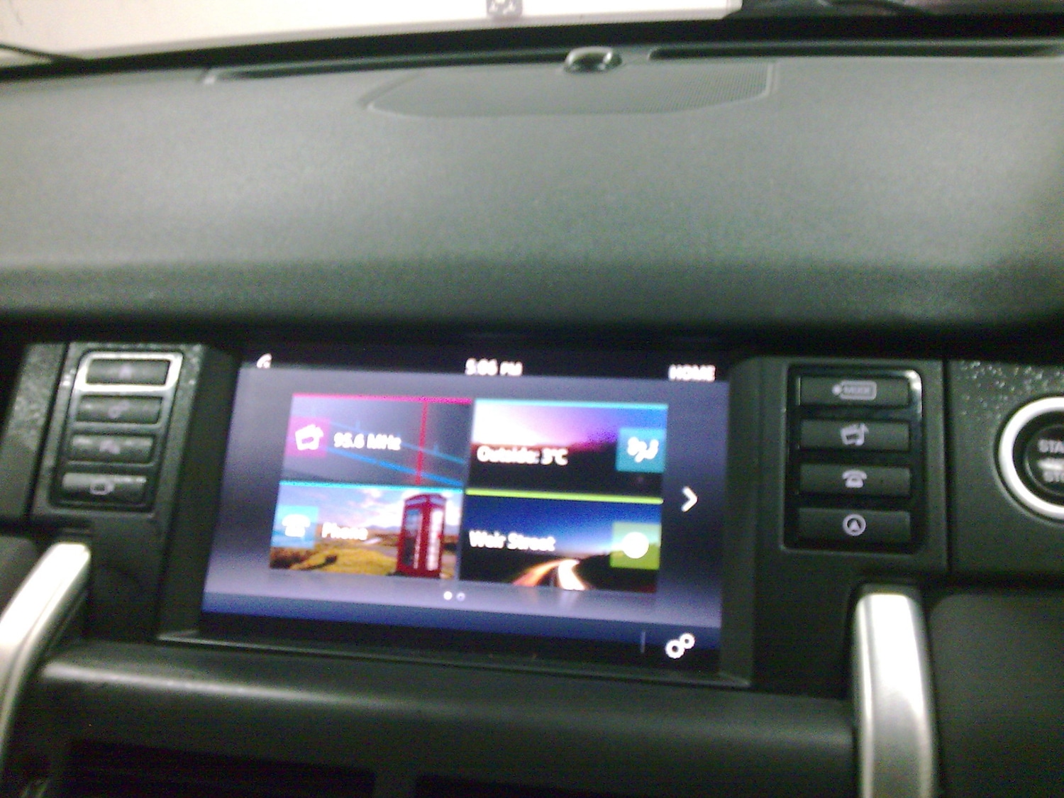 Used Land Rover Discovery Sport 2017 for sale - 77049125: Photo 19