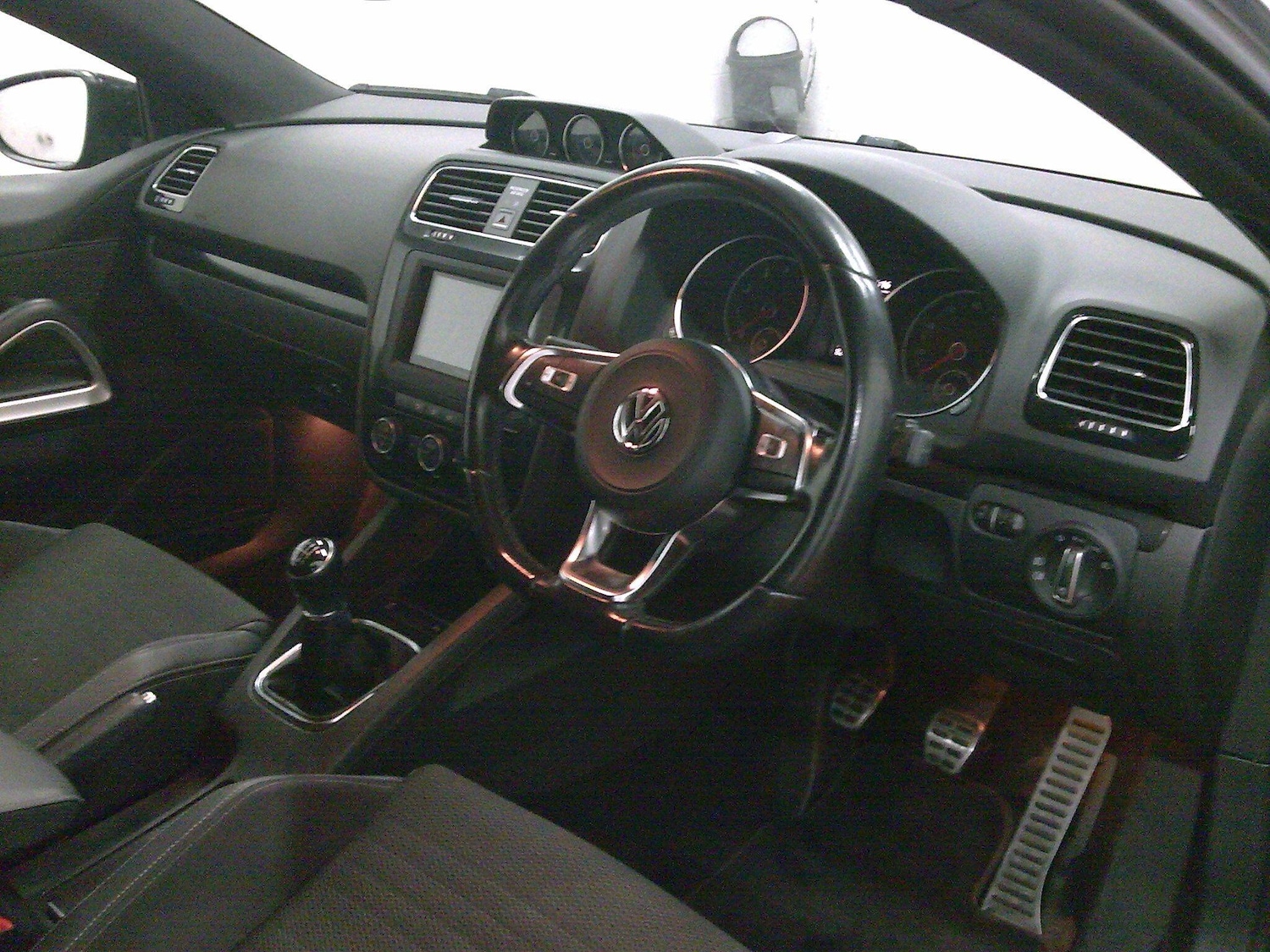 Used Volkswagen Scirocco 2017 for sale - 76989882: Photo 14