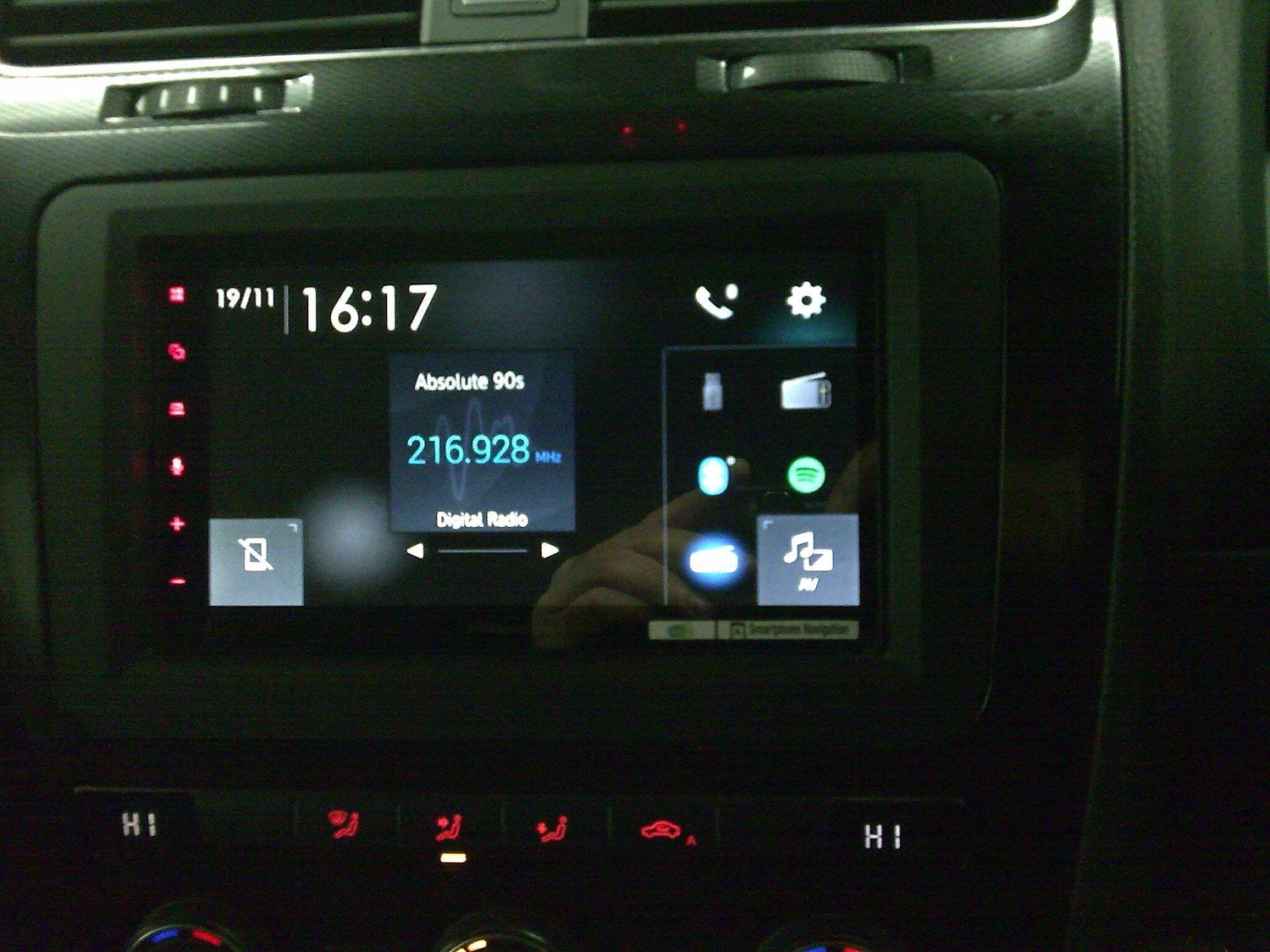 Used Volkswagen Scirocco 2017 for sale - 76989882: Photo 19