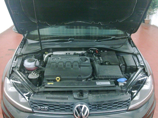 Used Volkswagen Golf 2016 for sale - 76326209: Photo 23