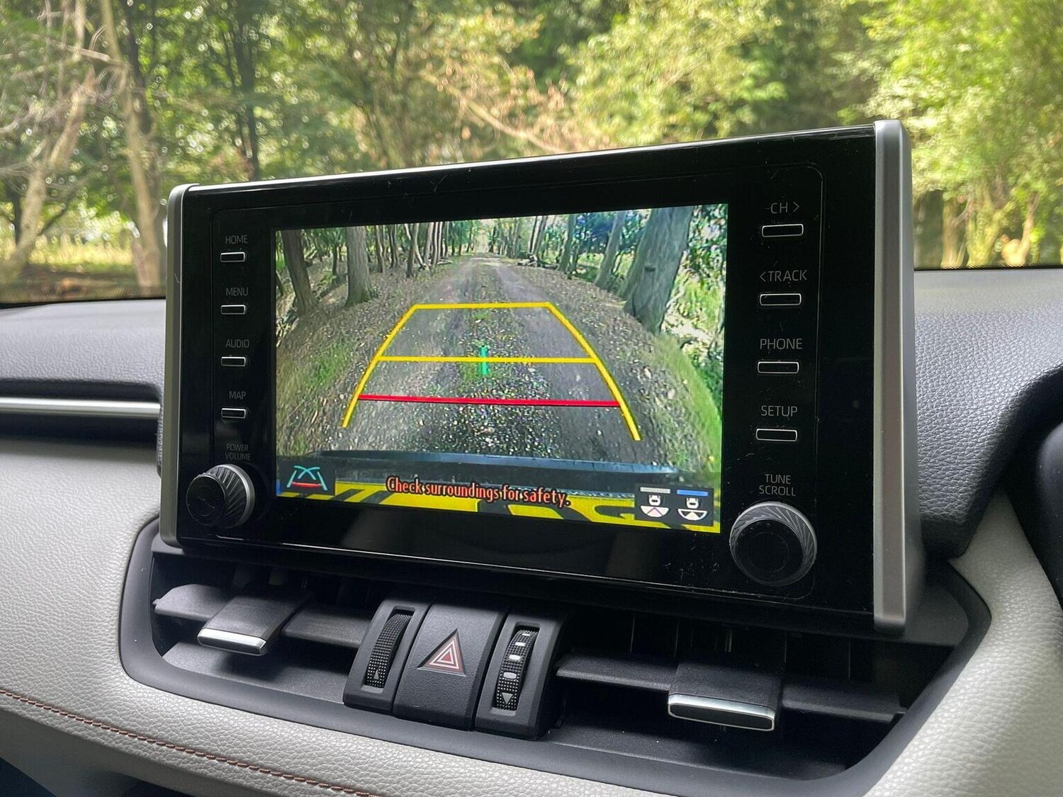 Used Toyota RAV4 2019 for sale - 76905142: Photo 38